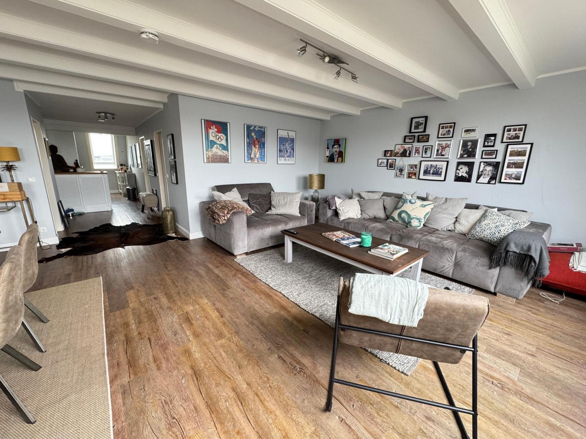 H14 - Prime Location - Perfect For Business & Lifestyle Hamburg